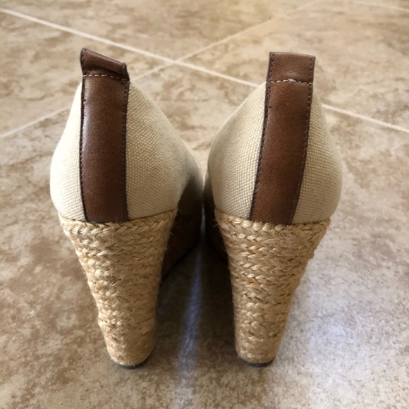 Aldo Tan Color Wedges Size 6 (36) - Picture 3 of 5